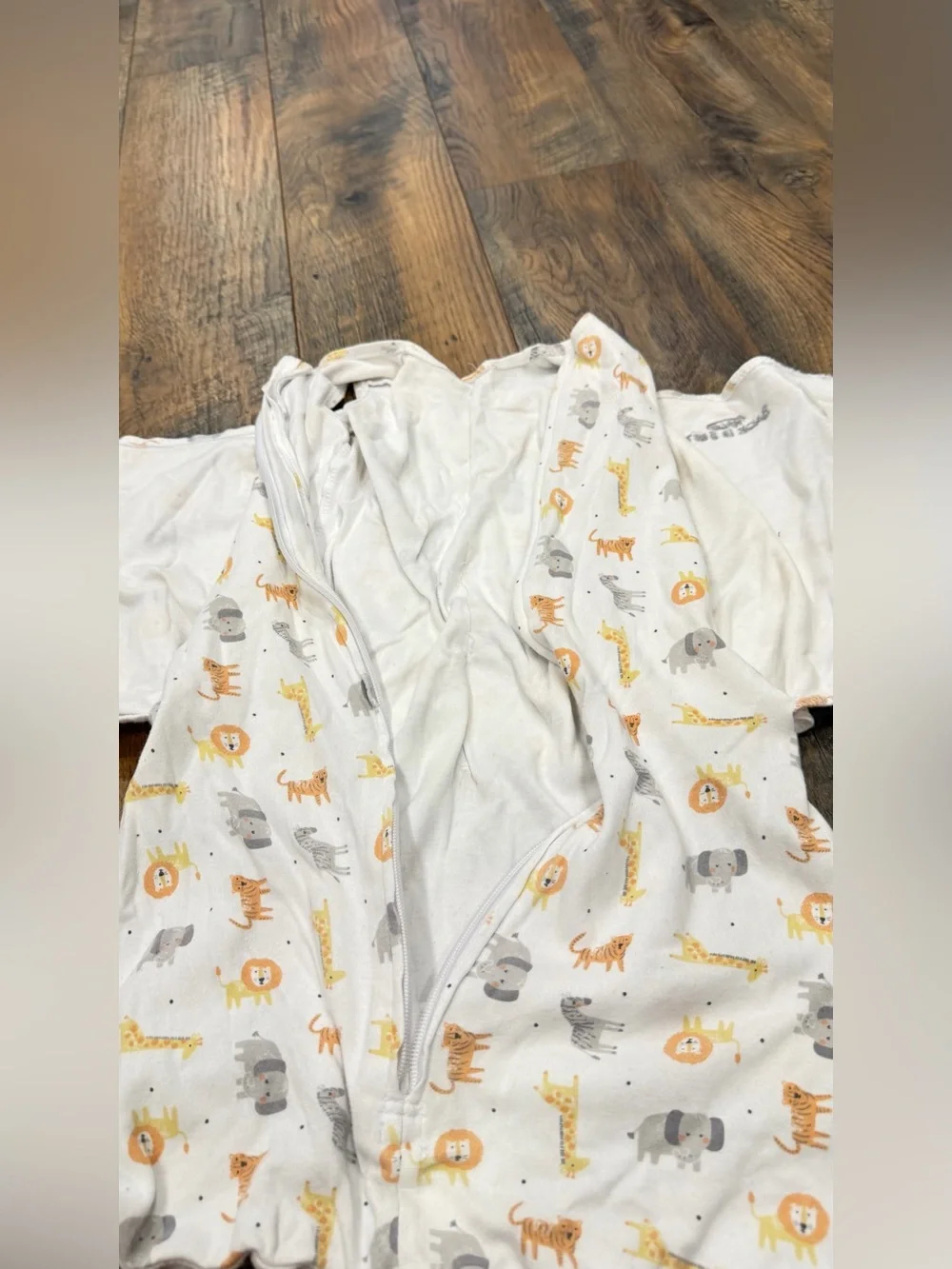 Halo 100% Cotton SleepSack Swaddle Animal Print. Jungle, White, Size 0-6 Months
